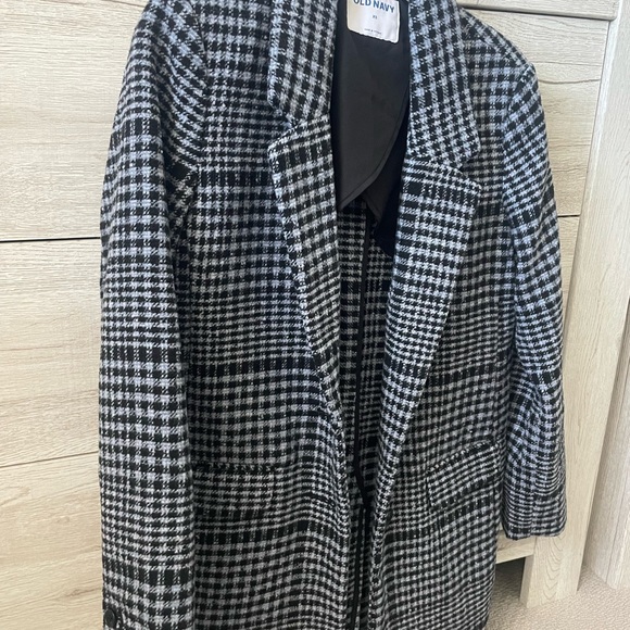 Old Navy women’s oversized blue and black plaid soft-brushed tweed blazer - Picture 3 of 4